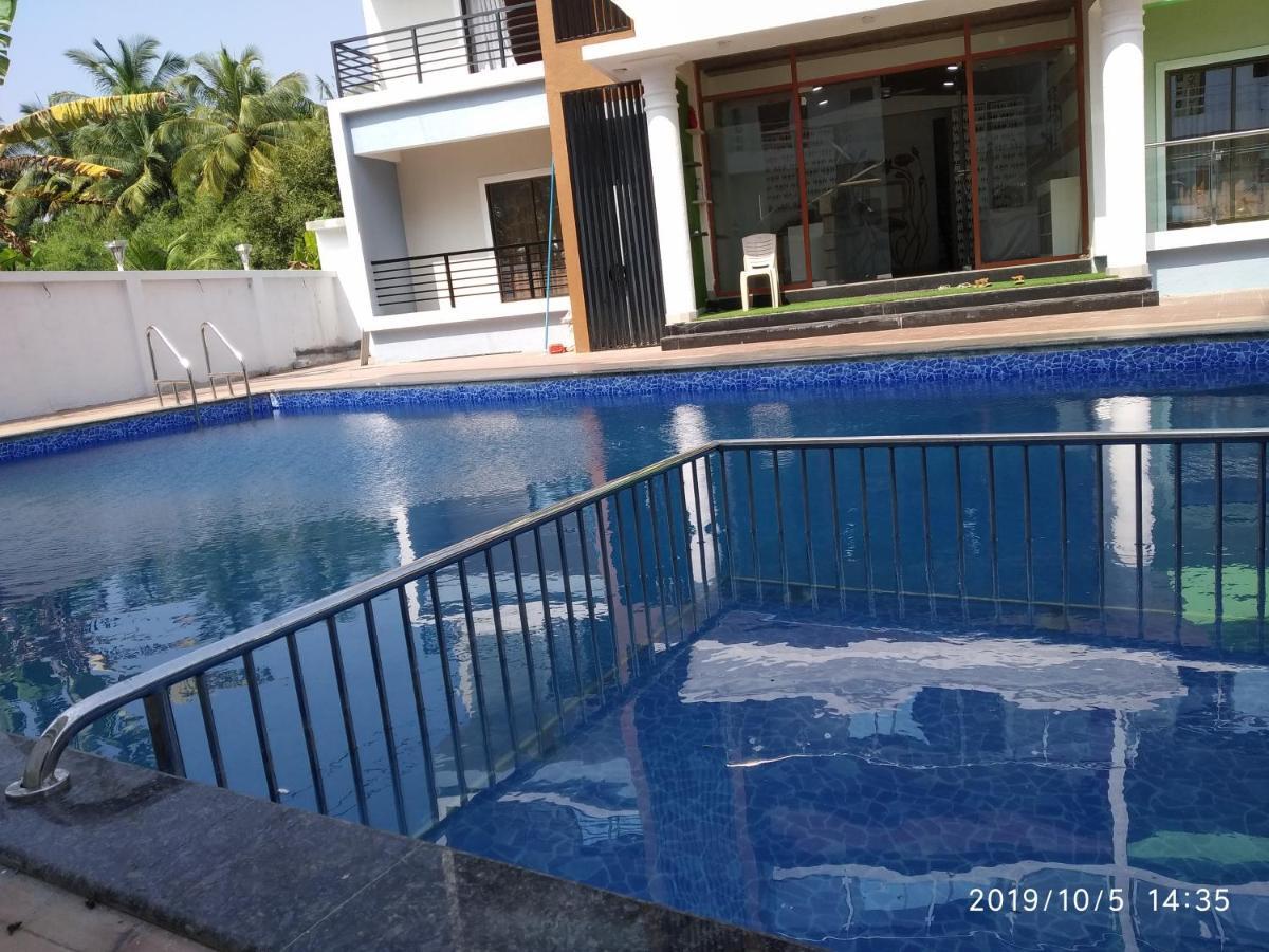Lotus Hotel Nagaon Beach 알리바그 외부 사진